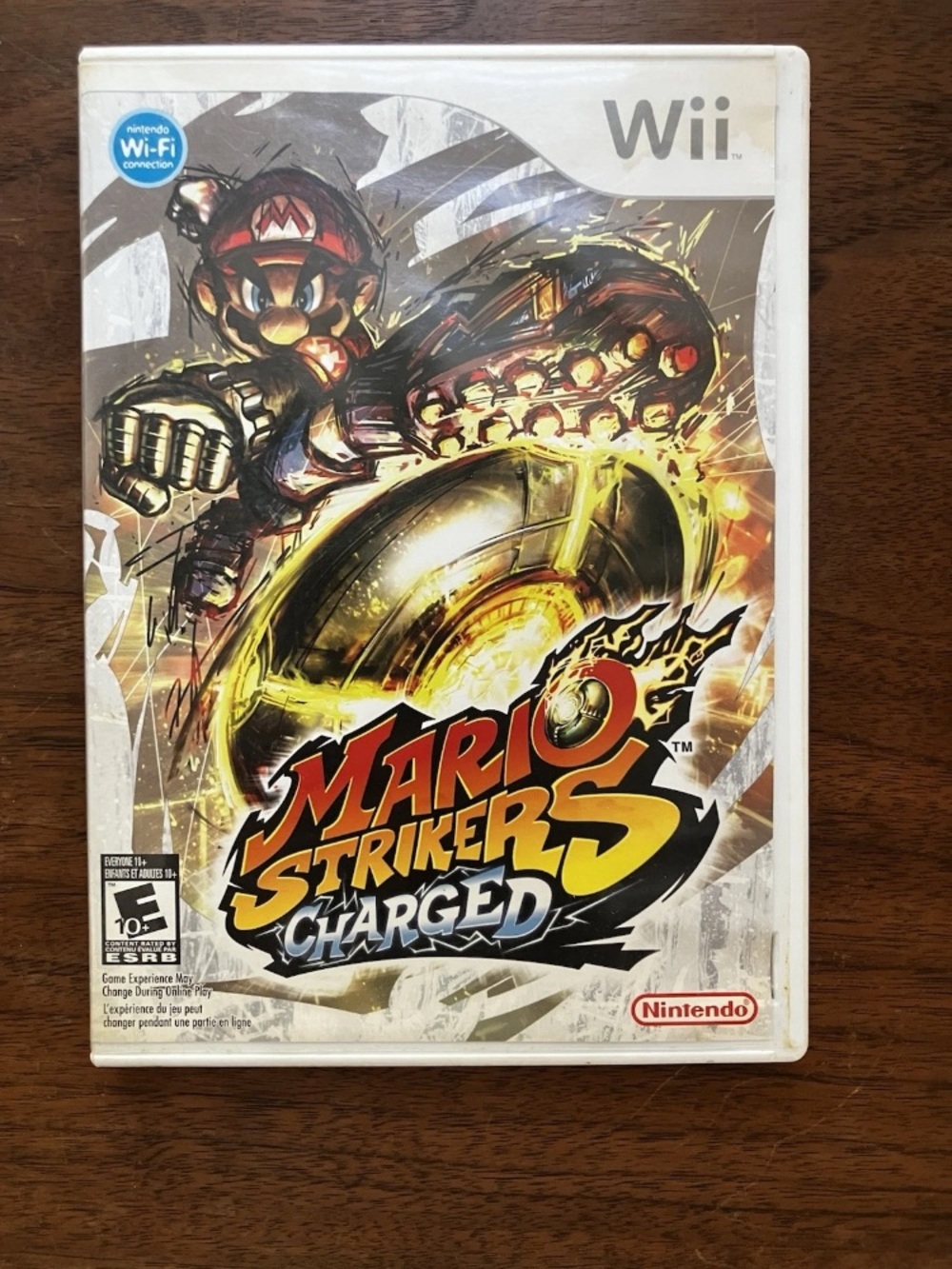 Nintendo Mario Strikers Charged - White, Yellow, Red Artwork